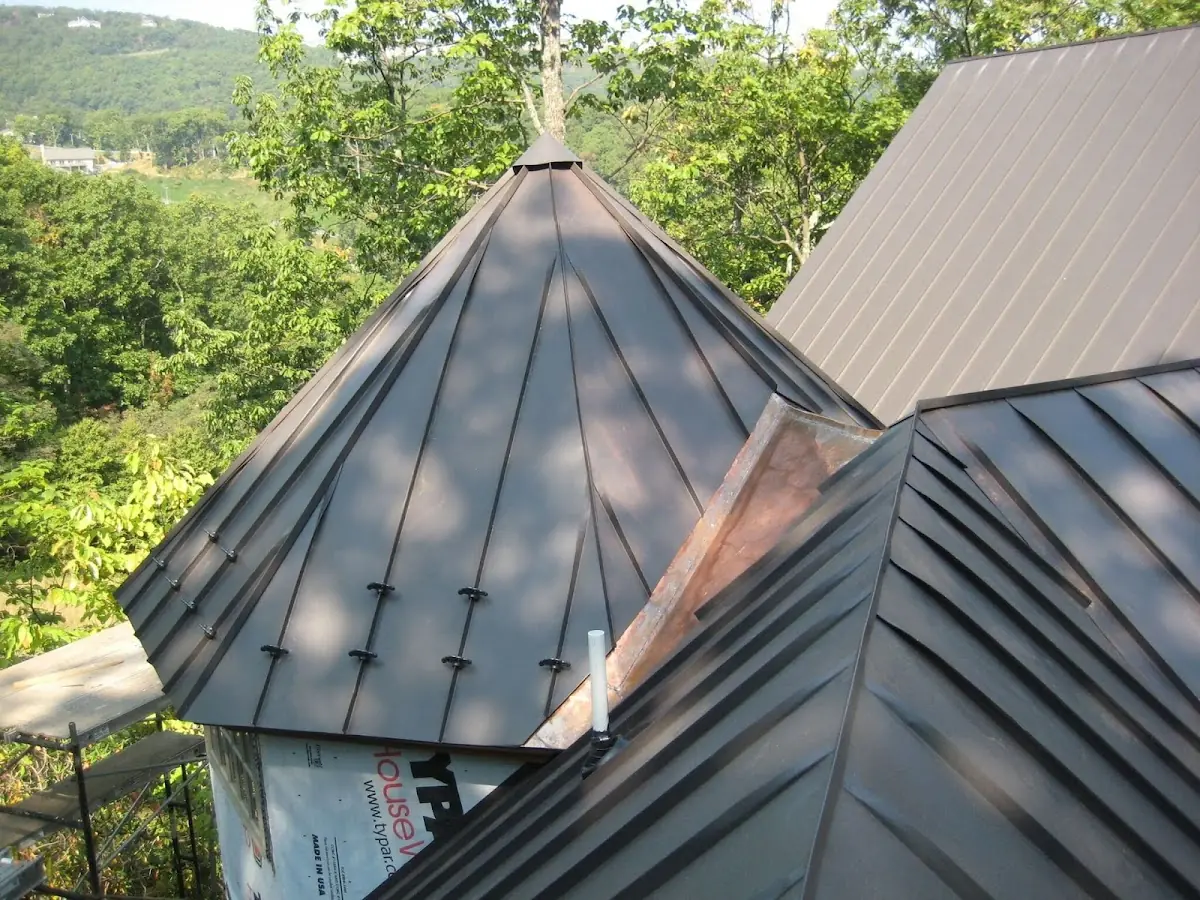 Professional Roof Tarp Installation by Craftsman Roofing in Panorama Heights
